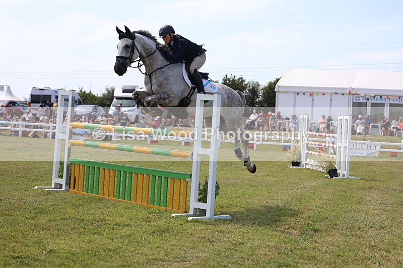 3E7A0100 - Class A: Showjumping Senior Open 1.25