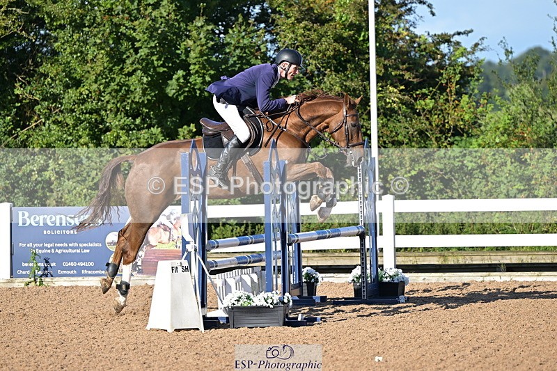 240912A-094037-00732 - Cls 8 Snr British Novice and 90cm Open