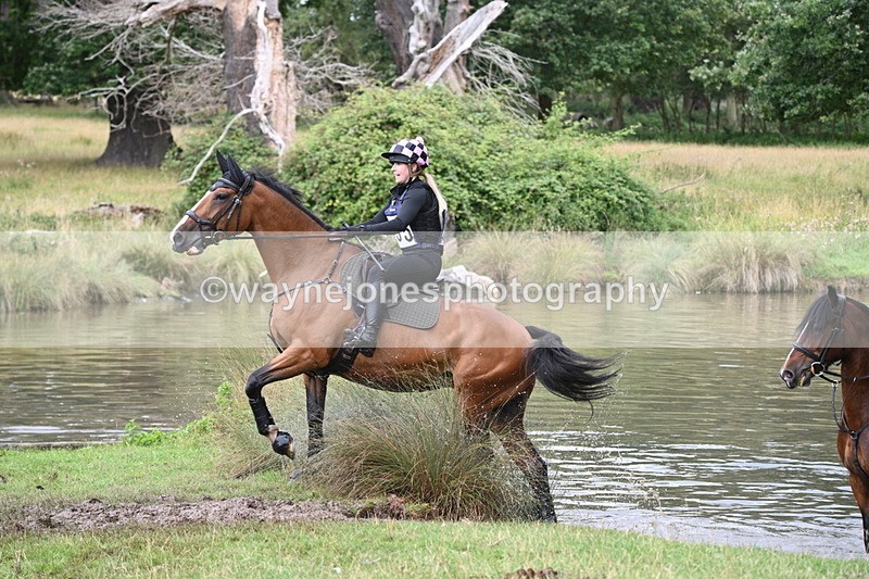 WJ7_4223 - Time at Water 12:52 to 13:22