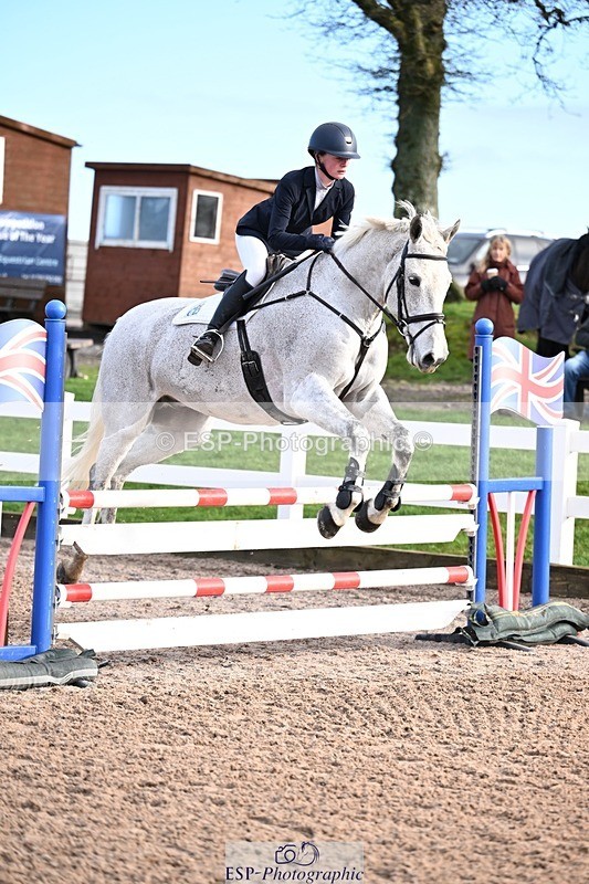 260128-104829-00164 - Clear Round & Brit Nov 90cm