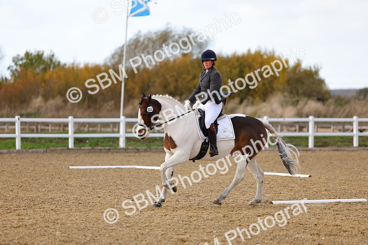 SBM_002658 - Class 8-11 - Novice 1-E1