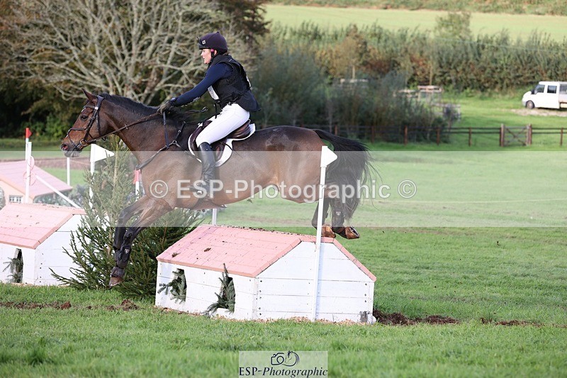 231021-160111-20514 - 507-EDGEDALE.BLUE.LADY-Katie.Lavin-SC+XC