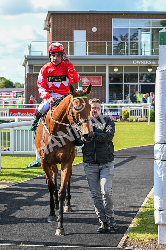 060625-Race 7-Lorna B-5552 - Race 7