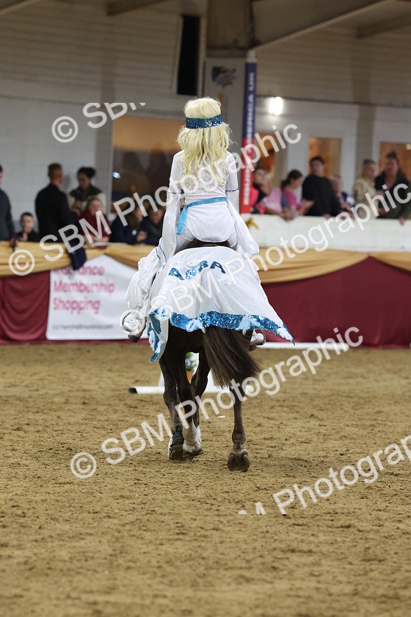 SBM_10306 - Class 52 Strictly Fancy Dress-Age