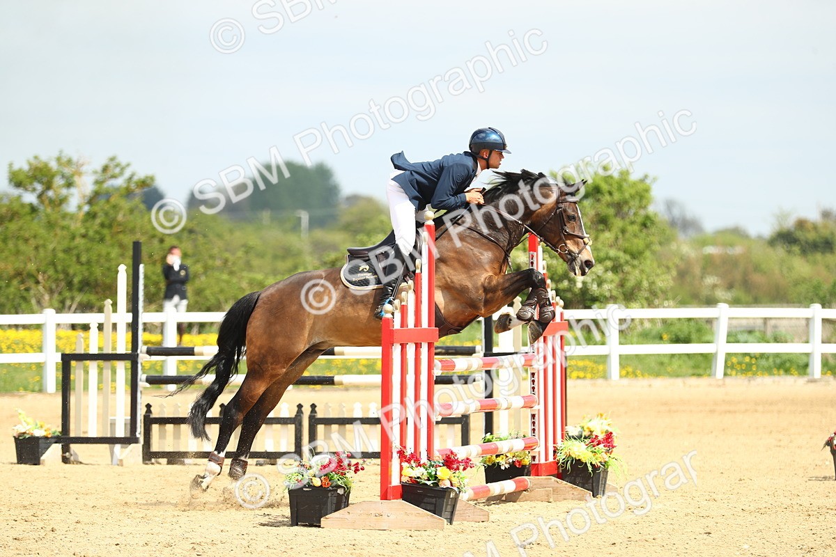 SBM_001211 - Class 4 - Senior Newcomers 1.10m