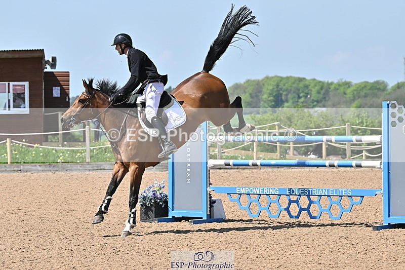 240509A-121929-01724 - Cls 10 National 1.30m Open