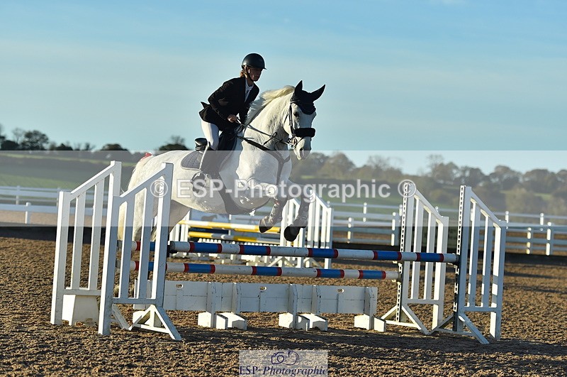 231111A-015946-01146 - Cls 8 Clear Round