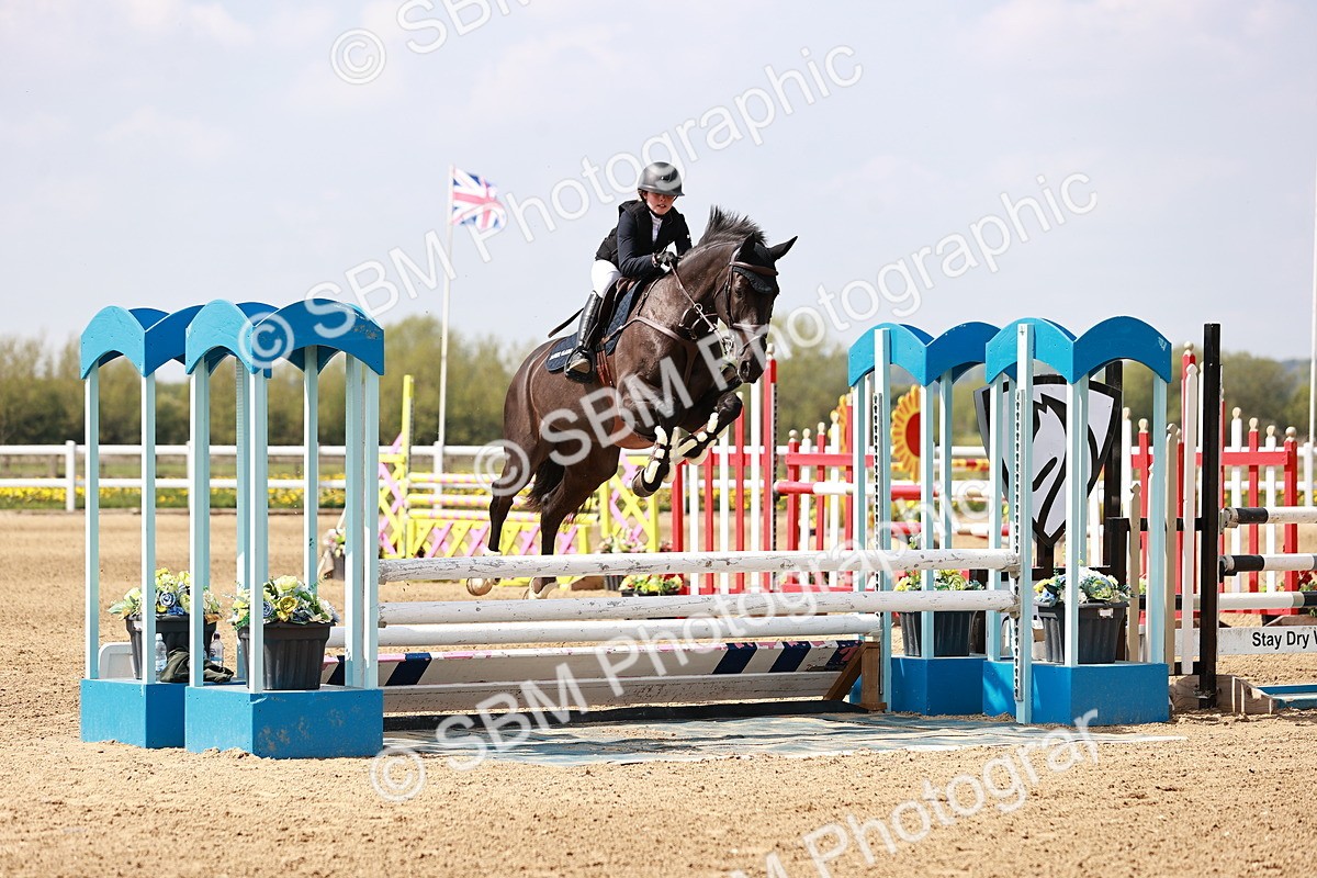  - Class 24 - Senior Newcomers - 1.10m