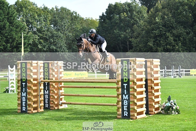 230908-110258-01052 - Cls 2 Snr Foxhunter & 1.20m Open