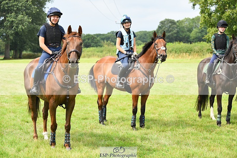 230817-125402-01957 - Kay's 1st Group - XC