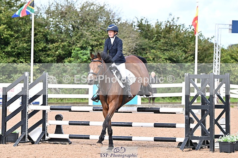 240912A-112510-01179 - Cls 9 Snr Discovery and 1m Open