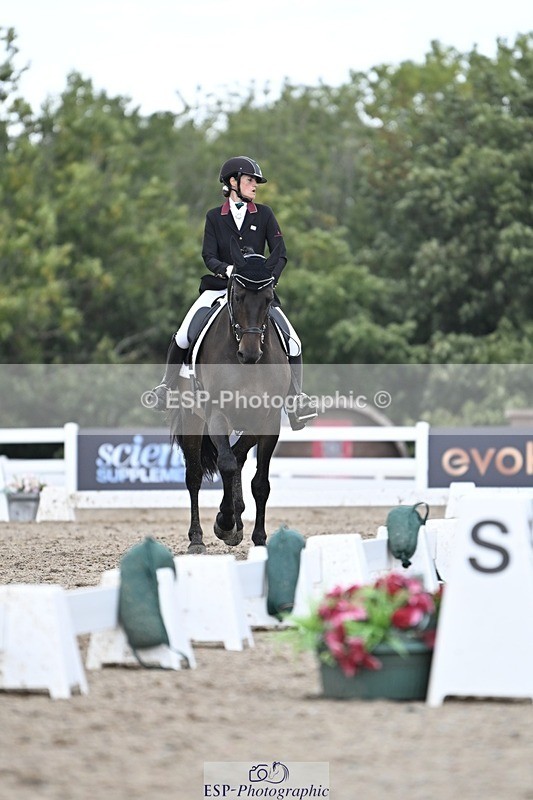 250907-140628-08638 - 100-Adele.RonchettiFamily.Affair