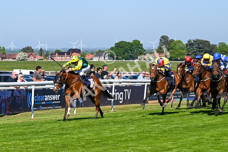 130525-Race 4-Coolree-0017 - Race 4