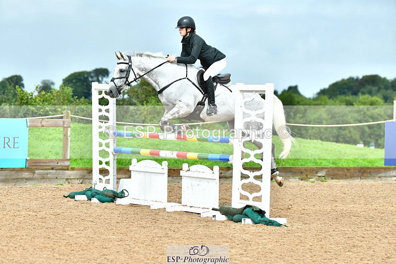 230805A-110939-00284 - Cls 2 Snr Newcomers & 1.10m Open