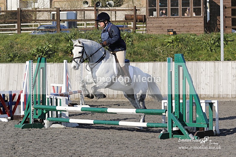 _EST0120 - Bourne Valley Riding Club Winter Showjumping 27/03/22