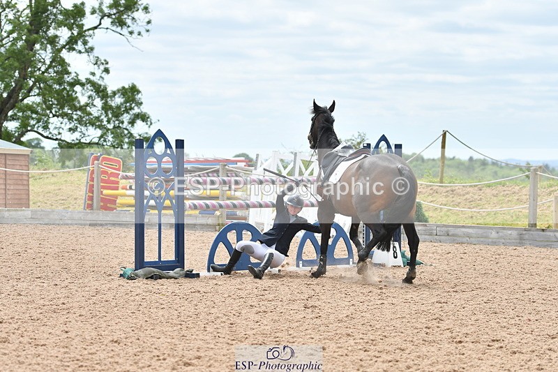 240609A-140655-06022 - Cls 19 Snr Foxhunter and 1.20m Open