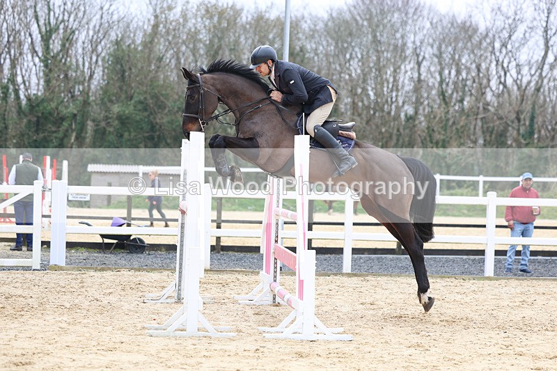 3E7A7780 - Class 9: Senior Foxhunter/1.20 open