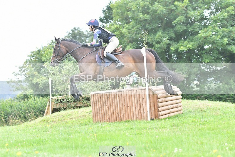 240803-113625-03245 - 109-Harriet_Parkes-JUST_HENNY