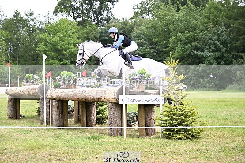 250524A-150451-13966 - C-218-Zoe.Davies-SHUTTERFLY.BLUE