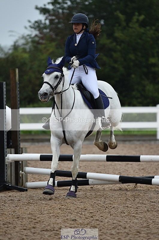 220829A-153730-00110 - Clear Round & 60cm  1a - 1b