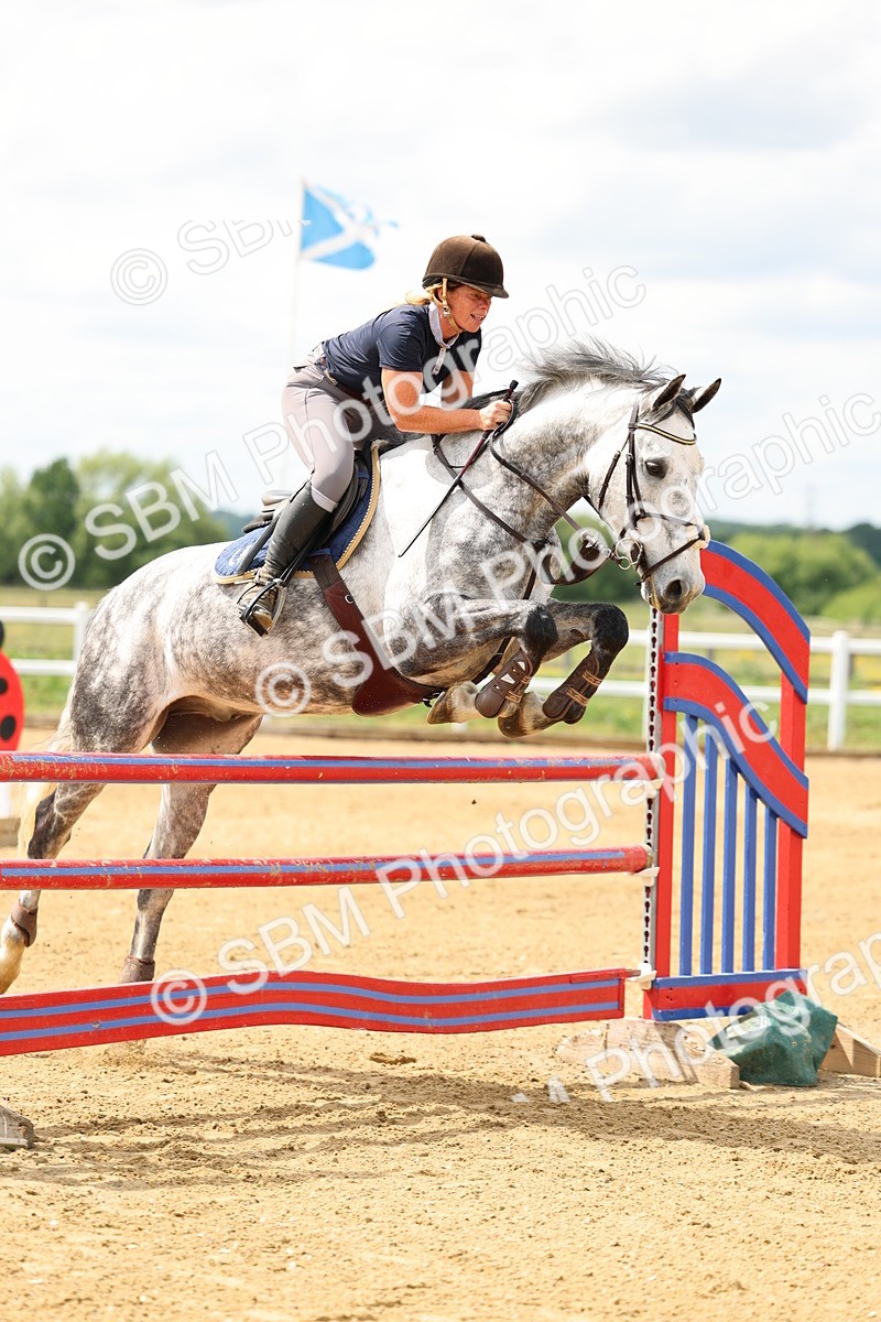 SBM_005989 - Class 19 - Senior Newcomers - 1.10m