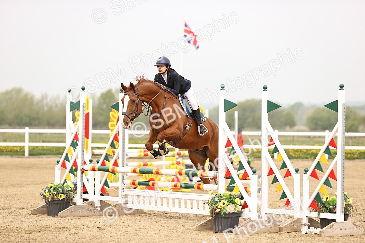  - Class 15 - Senior British novice - 90cm