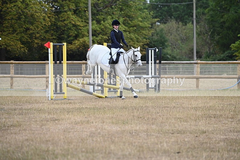 WJ6_0532 - Class 14 Intermediate Jumping 75cm