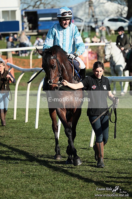 PtP 210326 947 - VWH Cirencester Races 21/03/26