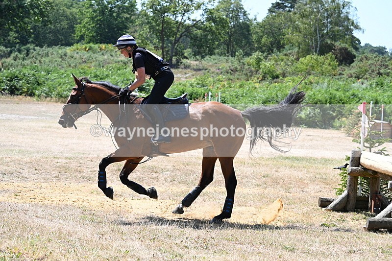 WJ7_5522 - Time 12:37 to 12:38 last rider