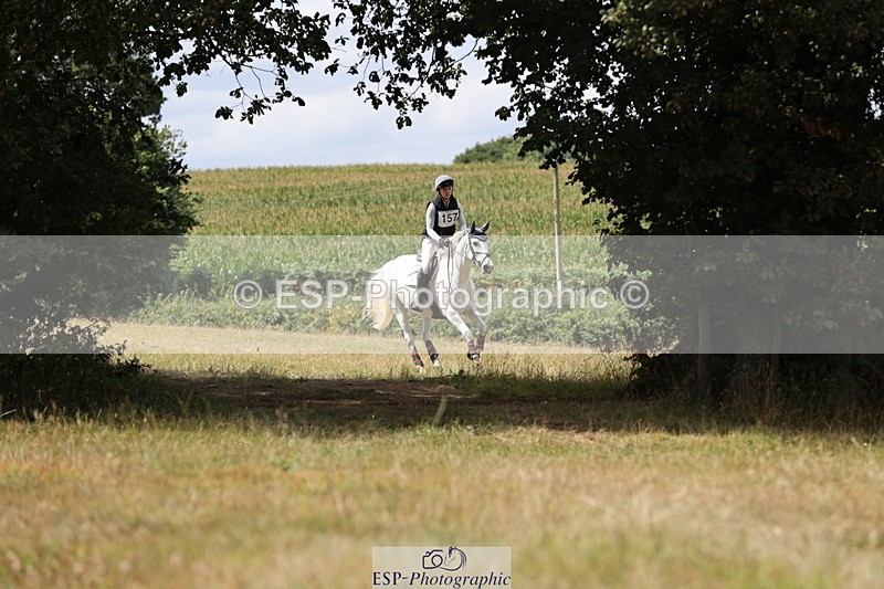 250802A-144848-05129 - D-157-Caitlin.Wright-BEAU.CRUISING.CLOVER