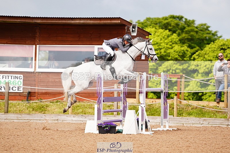 240526A-095600-07237 - Cls 25 National 1.30m Open