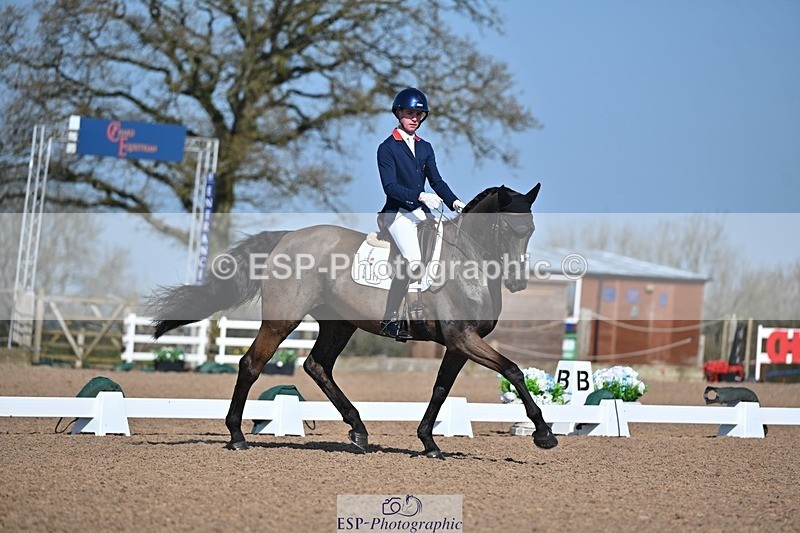 250405-094315-09836 - 117-Myles.Graham-Nibeley.Black.Pearl