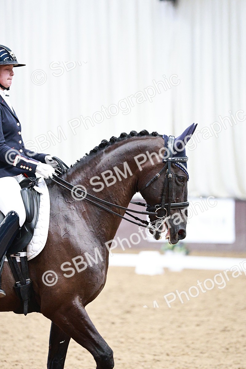 SBM_006405 - Class 16 - Advanced Medium 5 - 16.02-17.22