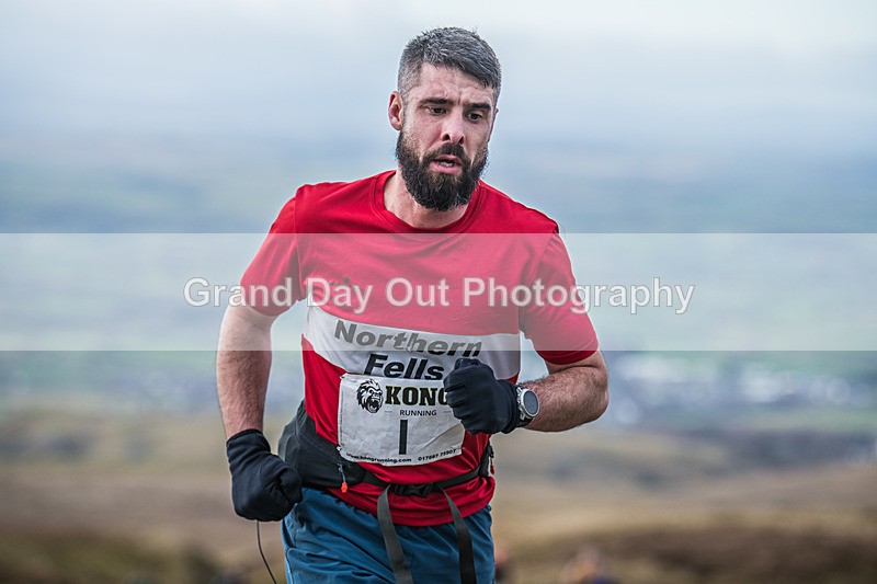 Nine Standards-92 - Nine Standards Fell Race Thursday 1st January 2026