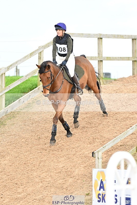 241110A-132323-00955 - 90cm Start to 14.00