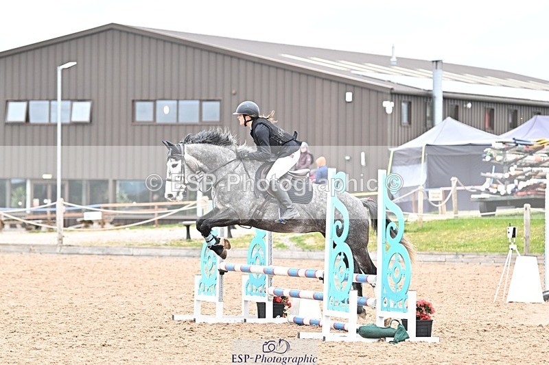 250414-102819-00096 - 80cm Round 1