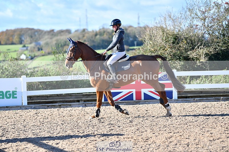 231110A-134005-00638 - Cls 5 Newcomers & 1.10m Open