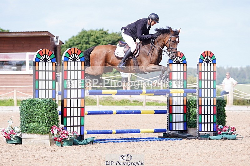 240802A-103118-03616 - Cls 15 Foxhunter