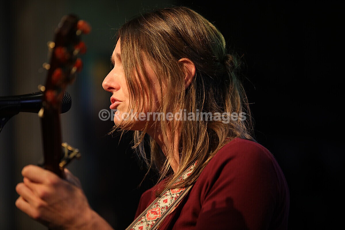 FOLK N BLUES-93 - FOLK and BLUES SEPT 2022