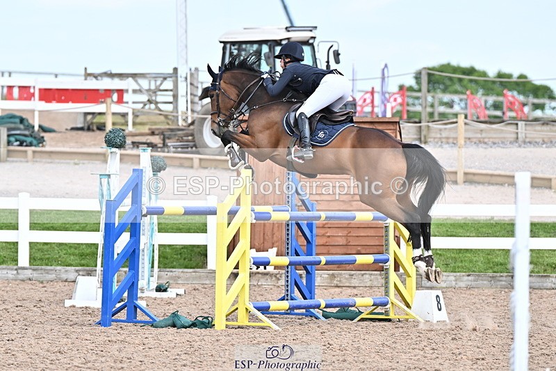 240605A-154439-00955 - Cls 5 Foxhunter and 1.20m Open