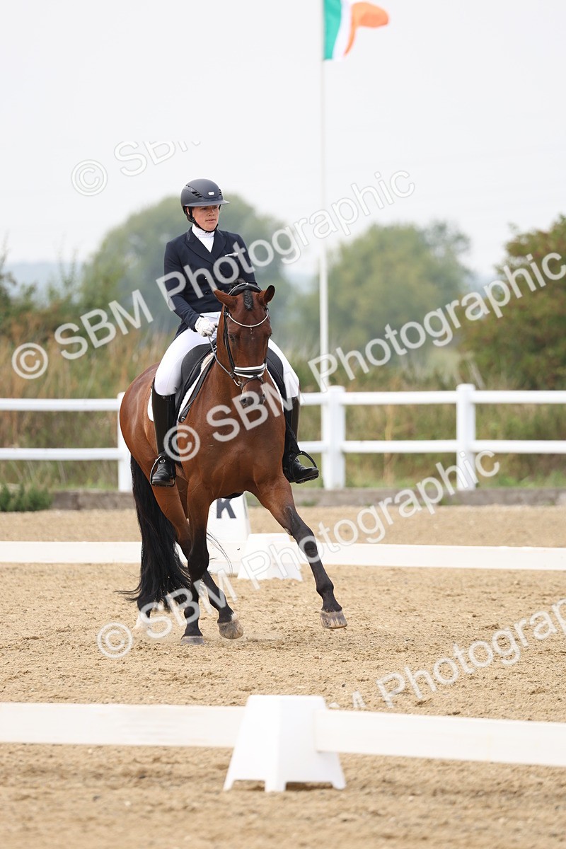 SBM_007446 - Class 9 - FEI INT I - 14.57-15.45