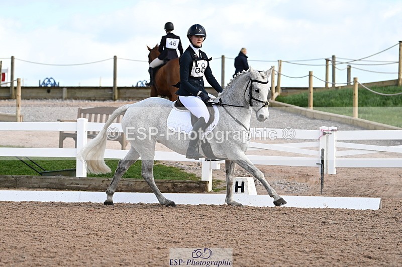 240324A-124156-02692 - Novice 27, 12.30 to 13.50