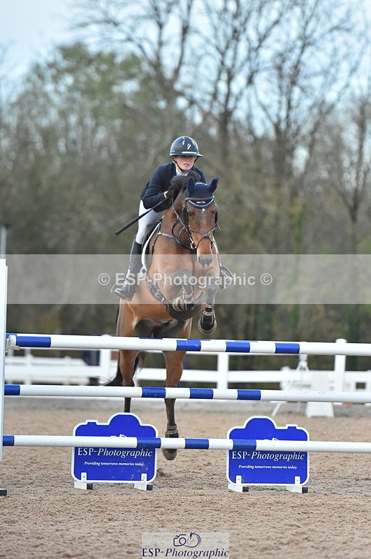 231111A-151222-02423 - Cls 14 Blue Chip 1.25m Winter Qualifier