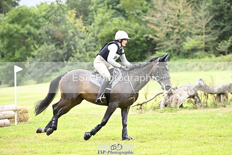 240825X-172306-37721 - 80cm XC 16.30 to 17.30