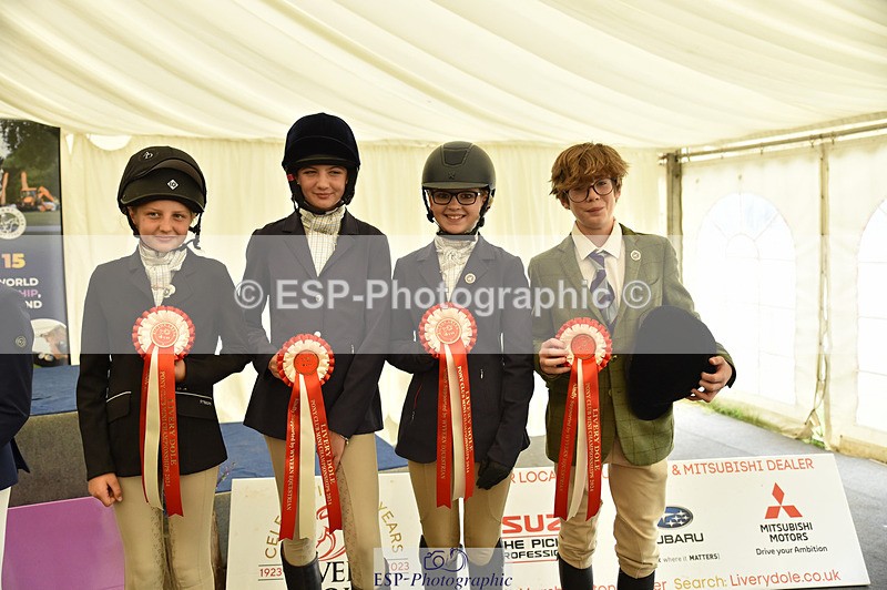 240823X-171132-20040_70cm Presentations - 079-795-9258