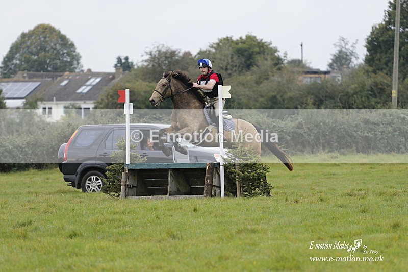  WWHT 171021 1950 - Novice Pairs (0.80m)  17/10/21