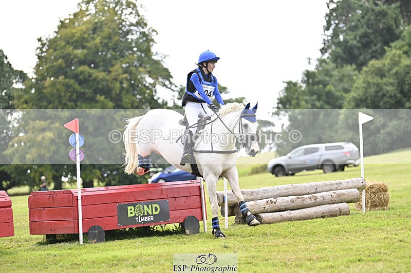 240825X-141210-34757 - 80cm XC 14.30 to 15.30