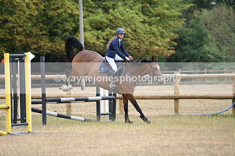 WJ6_0866 - Class 14 Intermediate Jumping 75cm