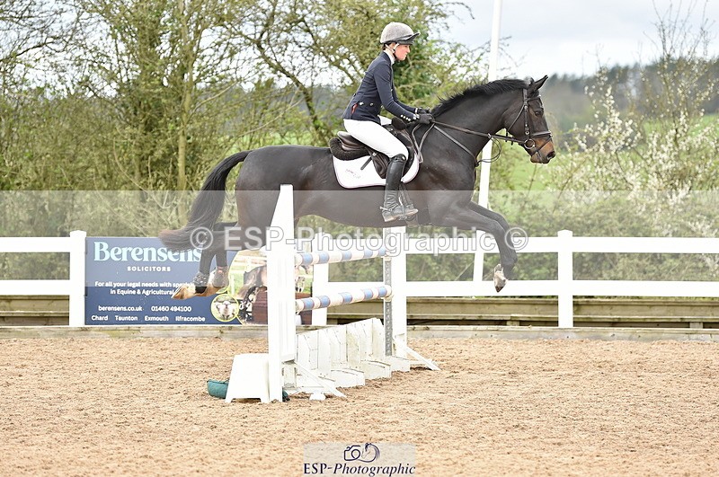 240403A-135028-00630 - Cls 4 Newcomers and 1.10m Open