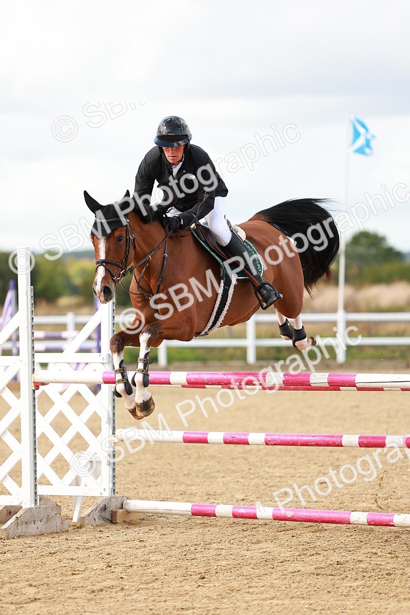 SBM_001244 - Class 4 - Senior Newcomers - 1.10m